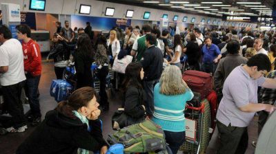 El turismo de argentinos al exterior cay� un 3,4% en 2014