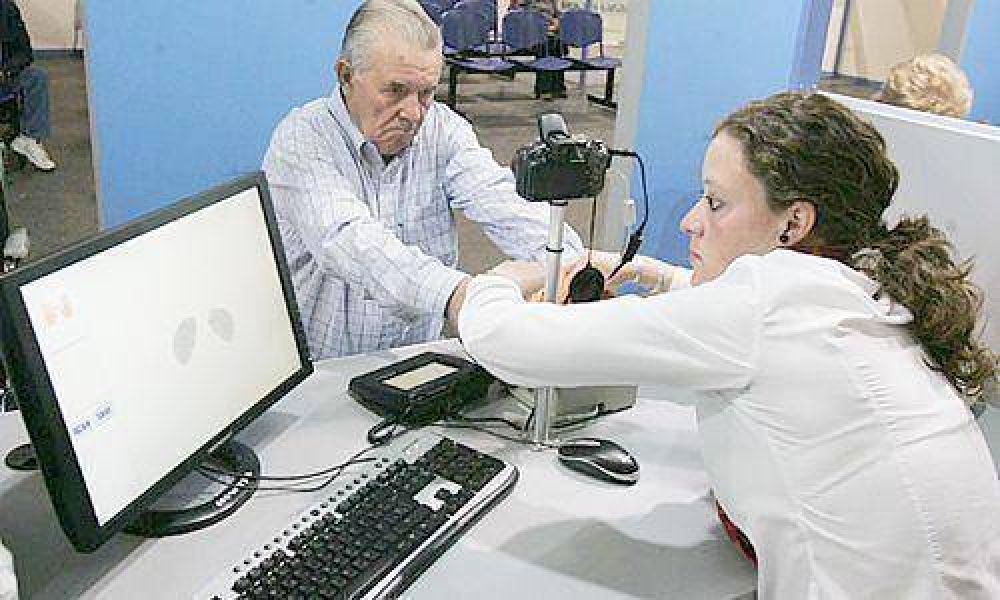 Obtener el DNI sigue siendo una odisea