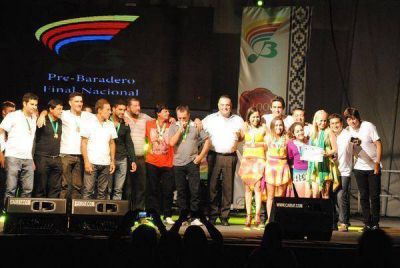 Ante la noche m�s nutrida de artistas en el Pre Festival de Baradero