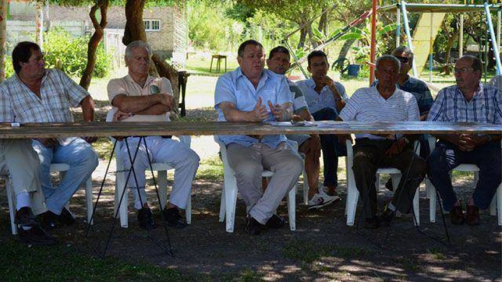 Rogel promete ser el primero en mostrar un armado provincial