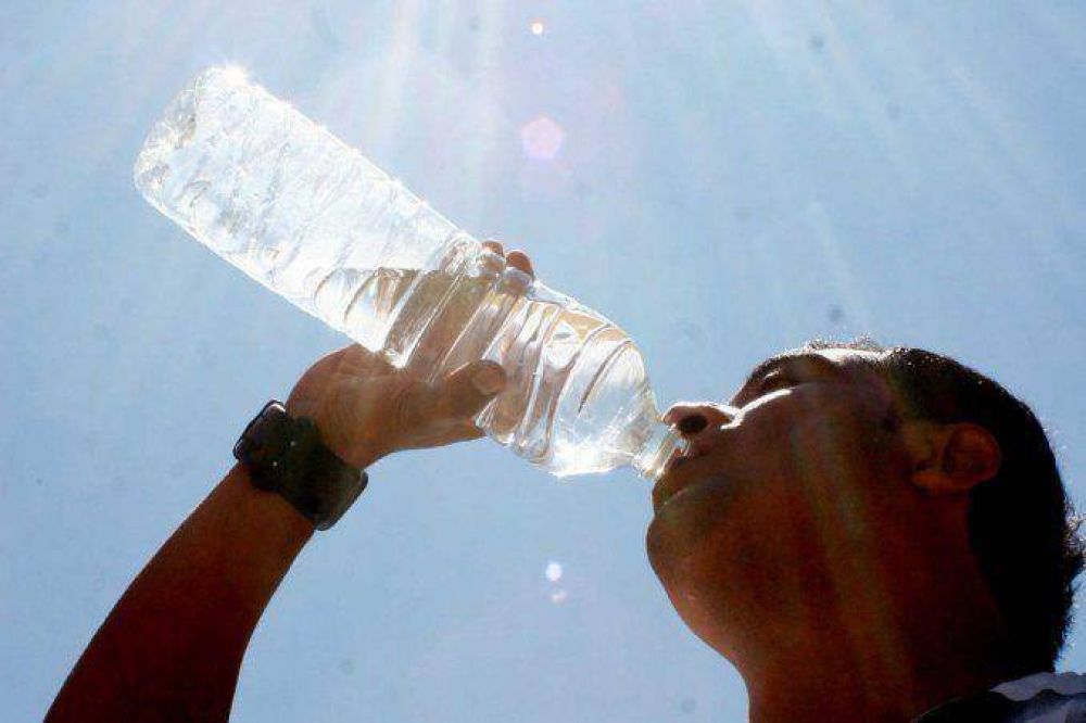 Prev�n una jornada con 33 grados, pero con probabilidad de lluvias por la noche