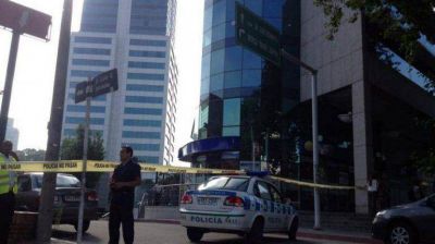Entraron 10 iran�es con pasaportes falsos a Uruguay