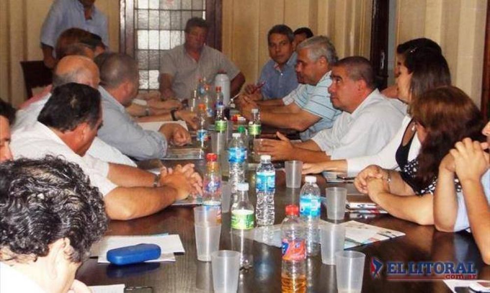 Comunas del PJ votar�an en octubre para tratar de sumar apoyo al Gobierno nacional