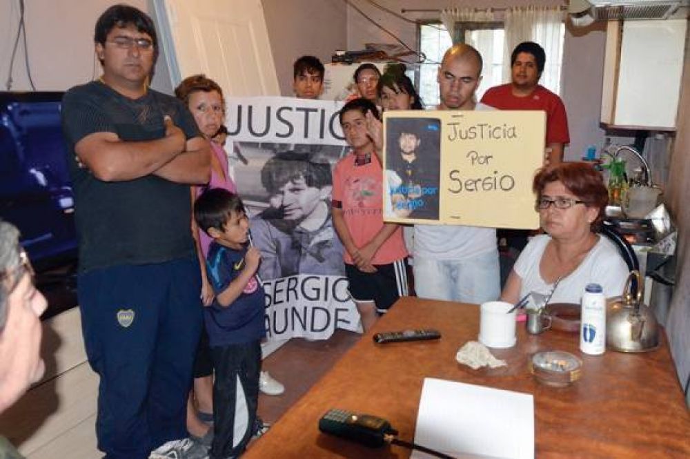 La familia del canillita Sergio Fa�ndez a la espera de justicia a 19 d�as de su absurda muerte