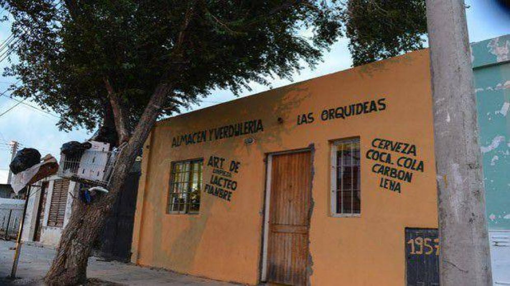 Balean a dos comerciantes en Km 5 por negarse a vender cerveza de madrugada