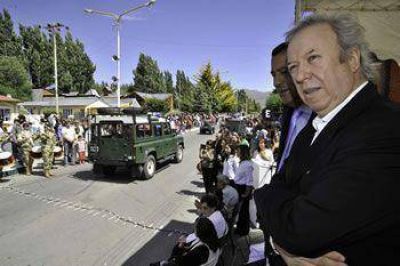PERALTA REITER� QUE LAS REPRESAS CAMBIARAN LA MATRIZ SOCIAL, PRODUCTIVA, POL�TICA Y ECON�MICA EN BENEFICIO DE SANTA CRUZ