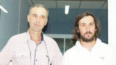 �Parece que tocamos intereses de se�ores que no dan la cara y los mandan a esta gente a pegarnos�