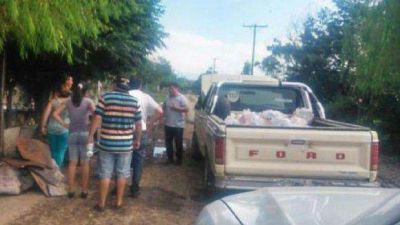 El Acuerdo C�vico asisti� a inundados del sur de la provincia