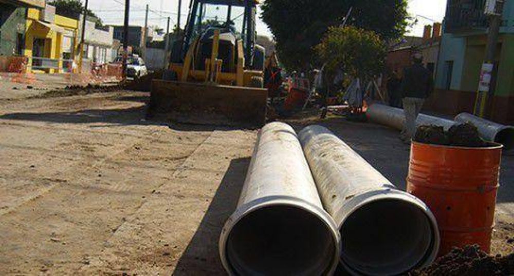 Licitan obras para tres barrios de Santa Fe