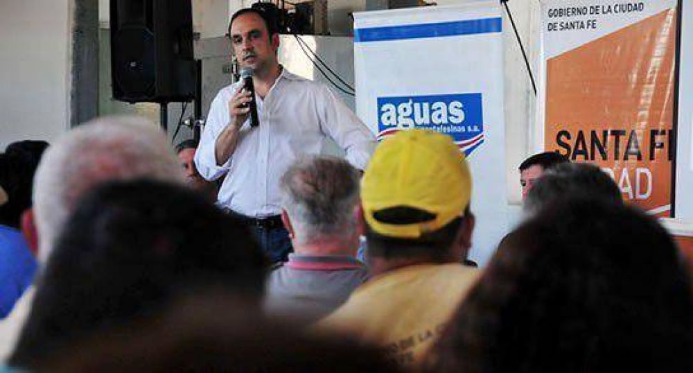 Licita extensi�n de la red de agua potable para Nueva Pompeya