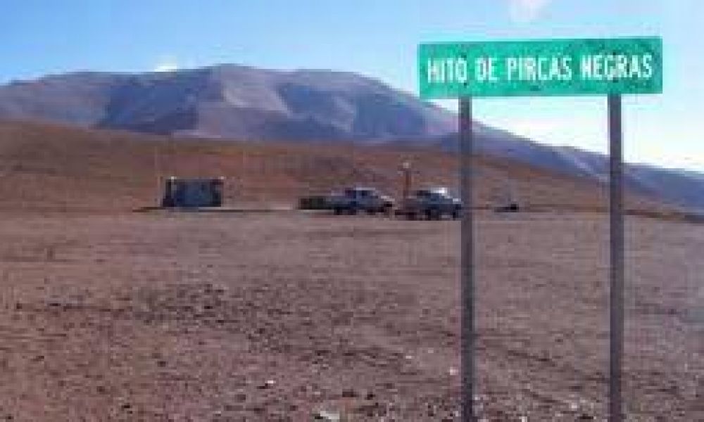 Cortaron el paso internacional a Chile por La Rioja