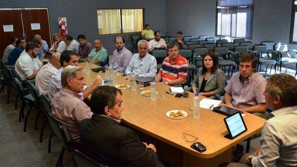 En medio de expectativa por fecha electoral, Urribarri re�ne a su Gabinete