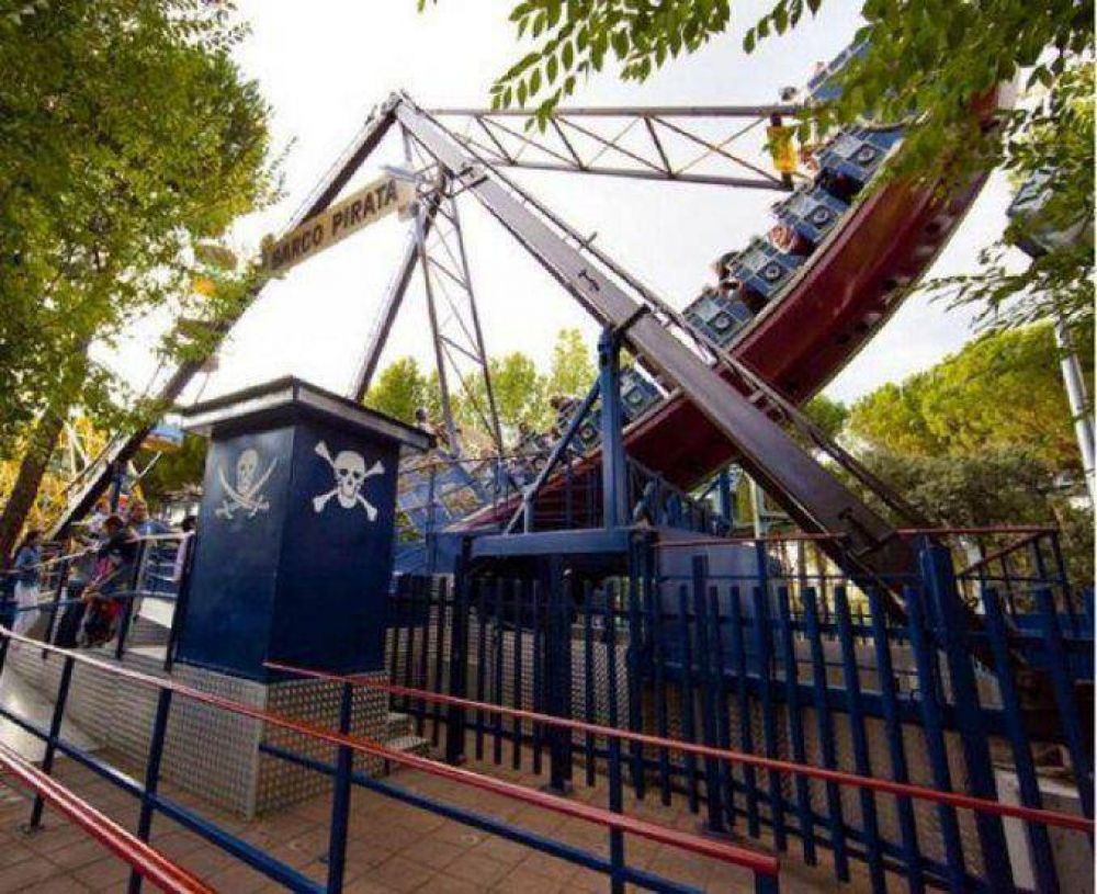 Una nena de 9 a�os muri� aplastada en un parque de diversiones en C�rdoba