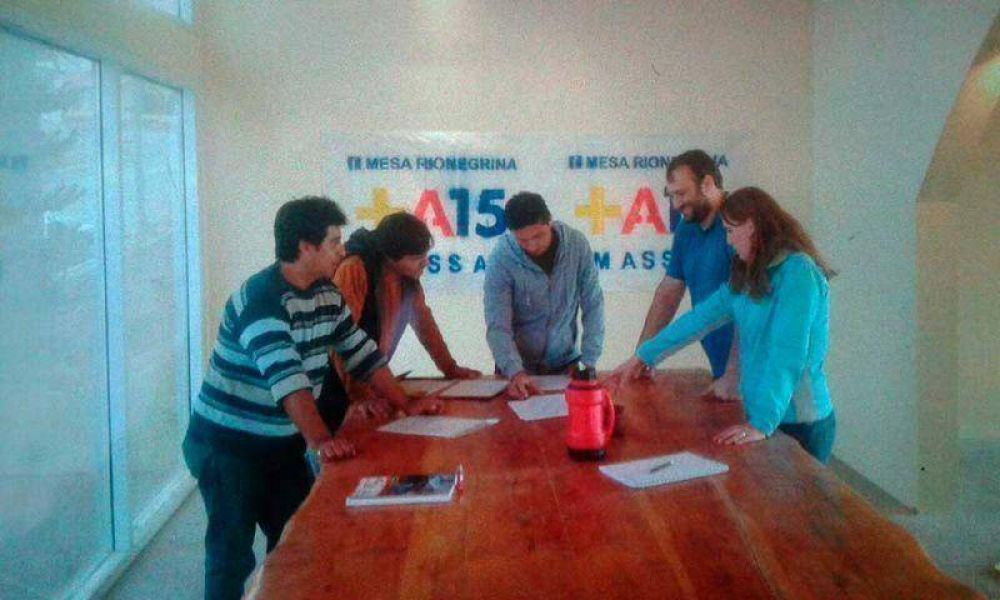 La Mesa Provincial Massa 2015 ya trabaja en Bariloche