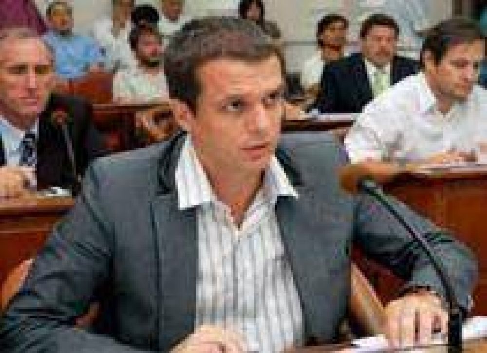 Recrudece la interna en Concordia: Cresto replic� a Giano