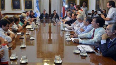Lo que el gobierno dice oficialmente de la reuni�n de Urribarri y su gabinete