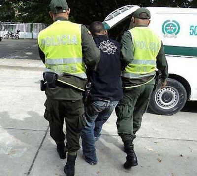 Detienen a hombre que habr�a abusado de 60 ni�os