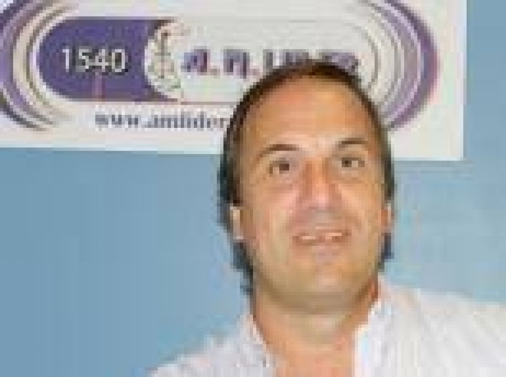 Anghileri atendi� a Macri, Massa y Cobos, y dijo que �Scioli ser� el pr�ximo presidente de la Argentina, por trabajador y por buen tipo�