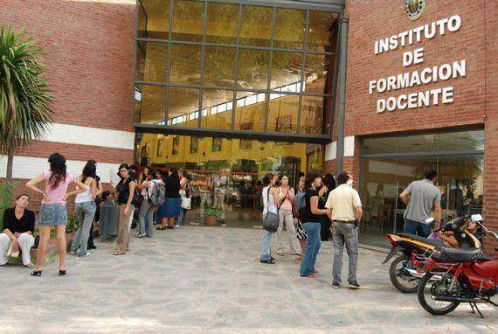 Comenz� la inscripci�n de profesorados en el IFDC San Luis