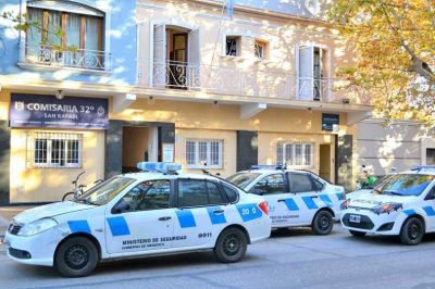 Dos mujeres polic�as fueron agredidas en la Comisar�a 32