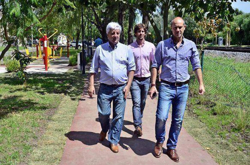 Luis Andreotti recorri� el nuevo Corredor Aer�bico de la calle Arias