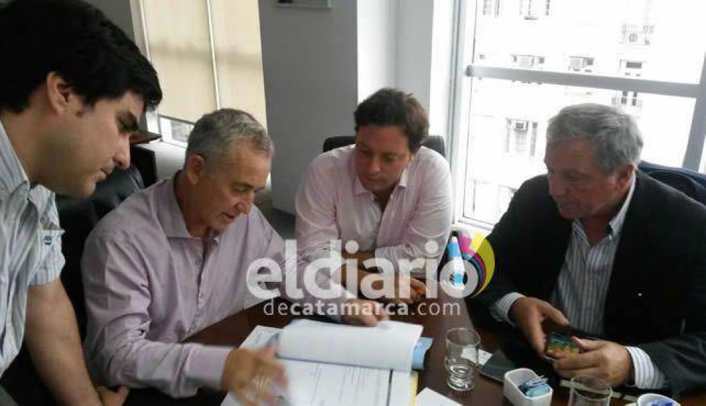 Reuni�n entre Aguas de Catamarca y ENOHSA para mejorar el servicio