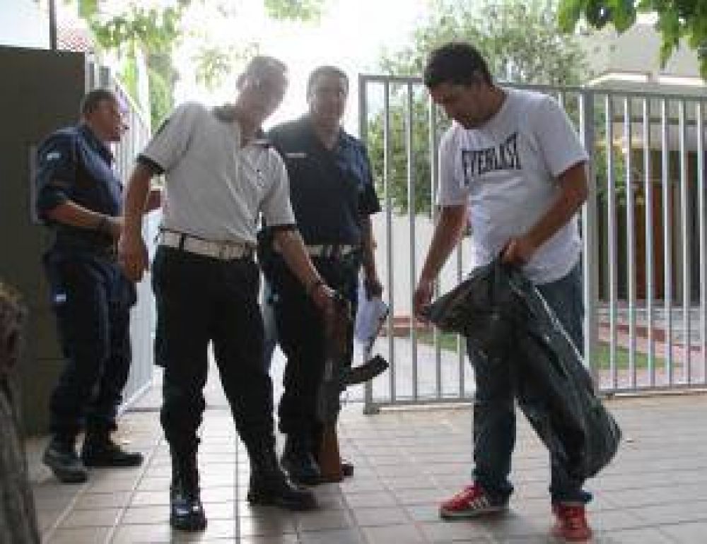 Cr�tica a Cuevas en el mismo Gobierno