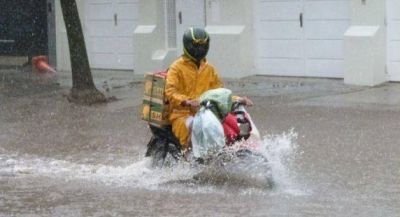 La lluvia sorprendi� a todos en Resistencia