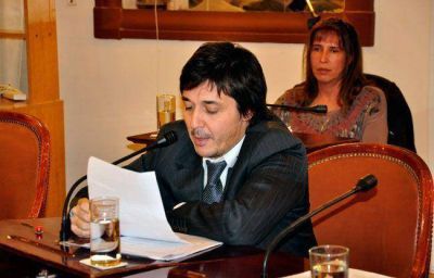 Concejales piden informes por el acueducto
