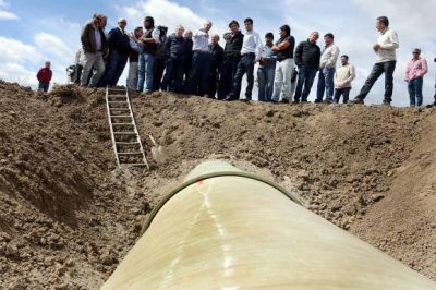 Buzzi y Peralta recorrieron la obra de repotenciaci�n del acueducto