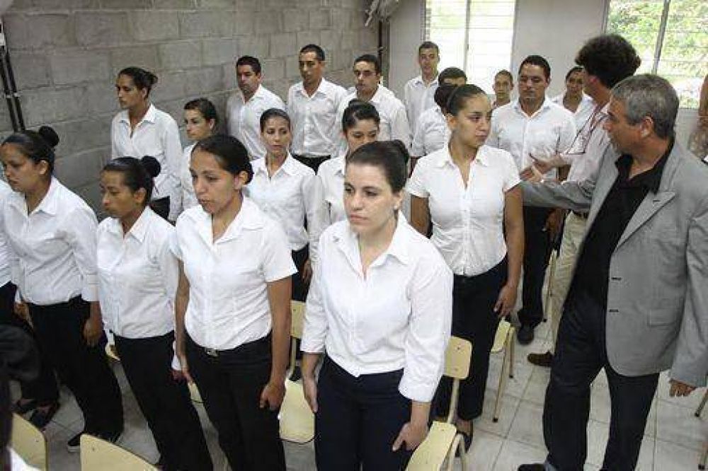 Ferraresi: �Tendremos una Polic�a Local que se ganar� la confianza y el respeto�