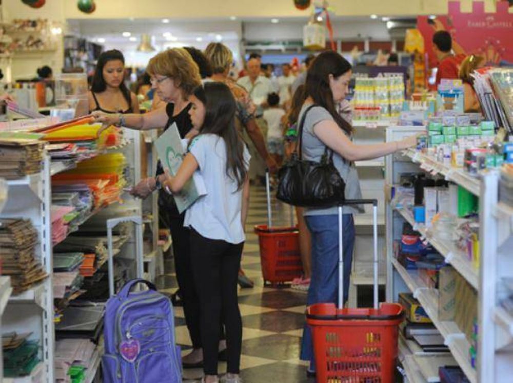 Mandar los chicos a la escuela saldr� un 25% m�s que en 2014