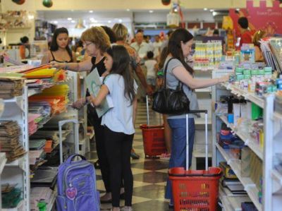 Mandar los chicos a la escuela saldr� un 25% m�s que en 2014
