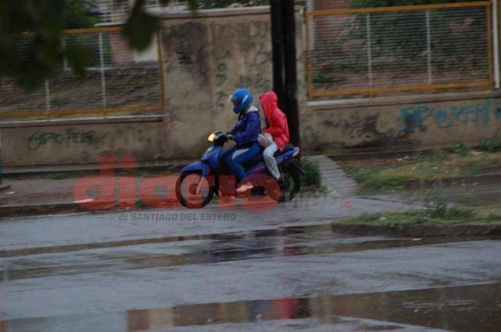 Rige un alerta para Santiago por tormentas y un frente fr�o