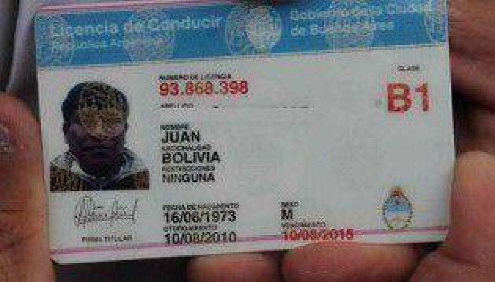 Los porte�os podr�n sacar la licencia en C�rdoba y Rosario