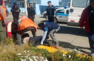 Se cort� el arn�s de seguridad y un operario cay� de un poste