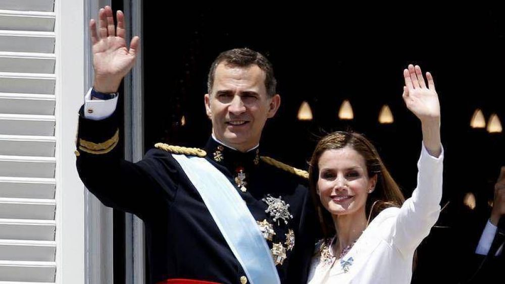 El Rey de Espa�a se baj� el sueldo un 20 por ciento