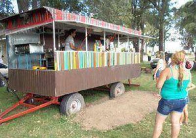 Tres carritos de venta de comidas funcionar�n en el balneario