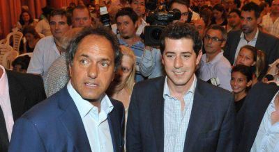 Scioli, con compa��a camporista, inaugur� obras y firm� escrituras en Mercedes