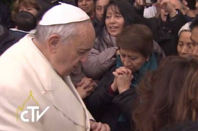 Papa Francisco: Tener hijos no puede verse como una decisi�n irresponsable