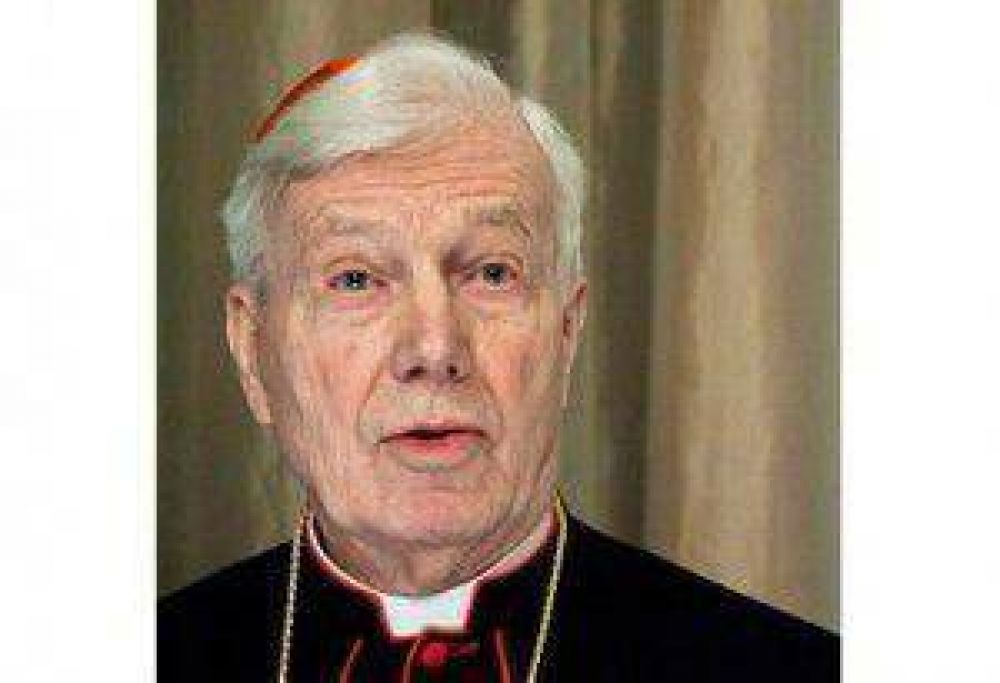 Fallece el Cardenal Becker. El cardenal que no era obispo
