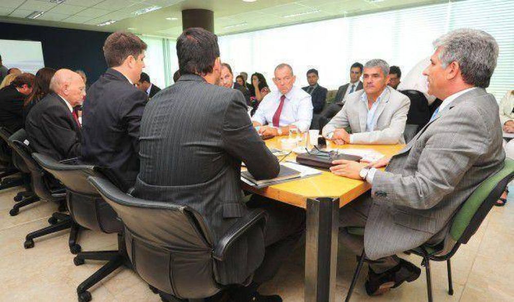 Poggi coordin� el lanzamiento de los planes educativos