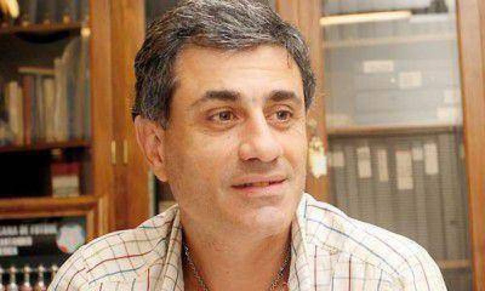 Jos� Mansur: �Con la salida de Ram�rez, ganamos el 101%�