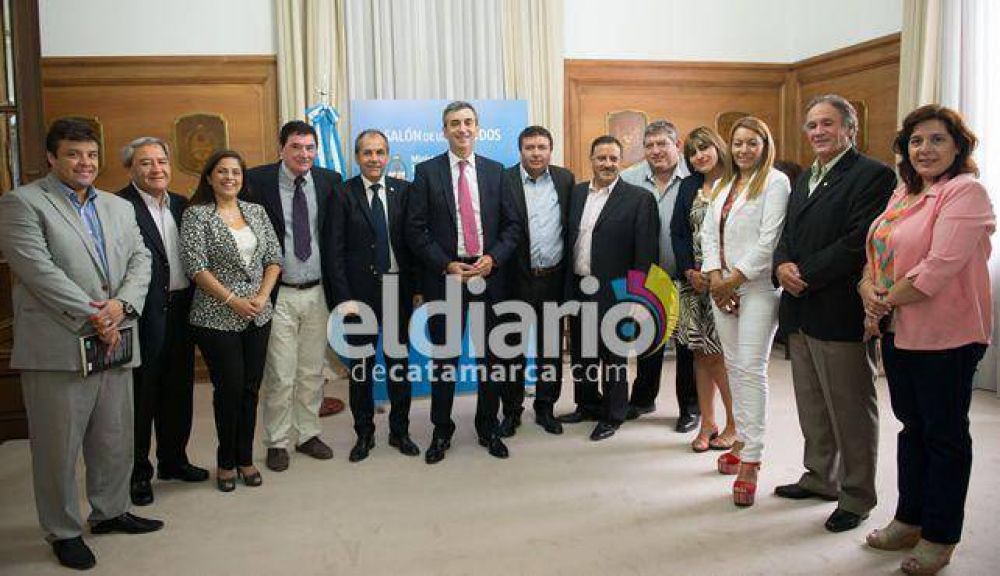 Intendentes y dirigentes catamarque�os se reunieron con Randazzo
