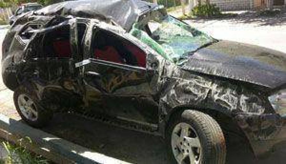 El Enc�n: Mueren las dos hijas tras sufrir un vuelco en la ruta