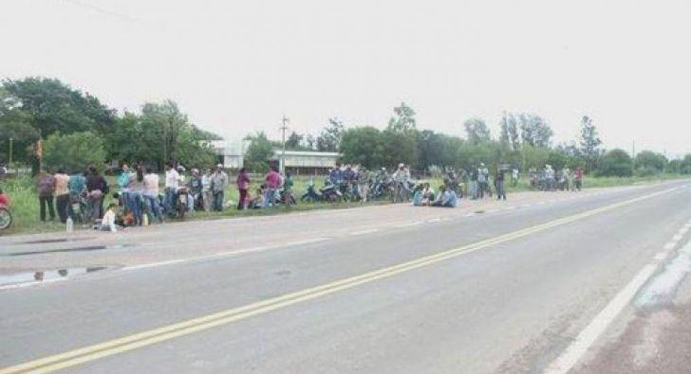 Cerca de 40 familias habr�an sido reprimidas por la Polic�a en la ruta 11
