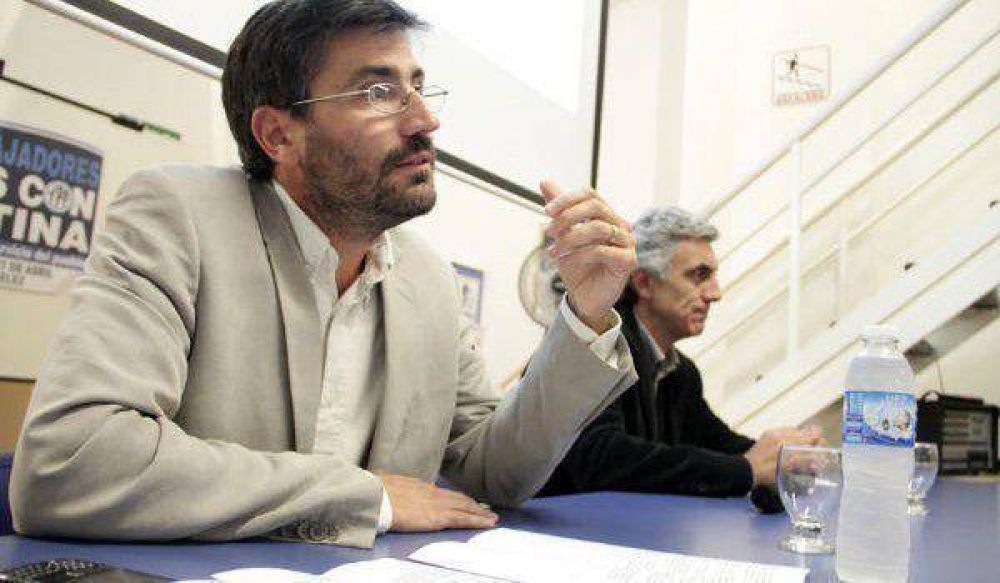 Carta documento de Baragiola a Urdampilleta: �Pone en riesgo la libertad de expresi�n�