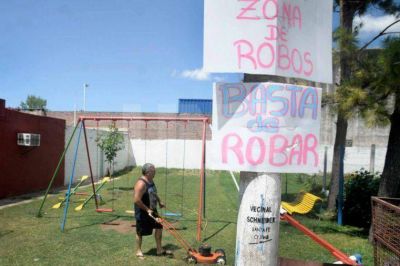 Con carteles, advierten las zonas m�s inseguras