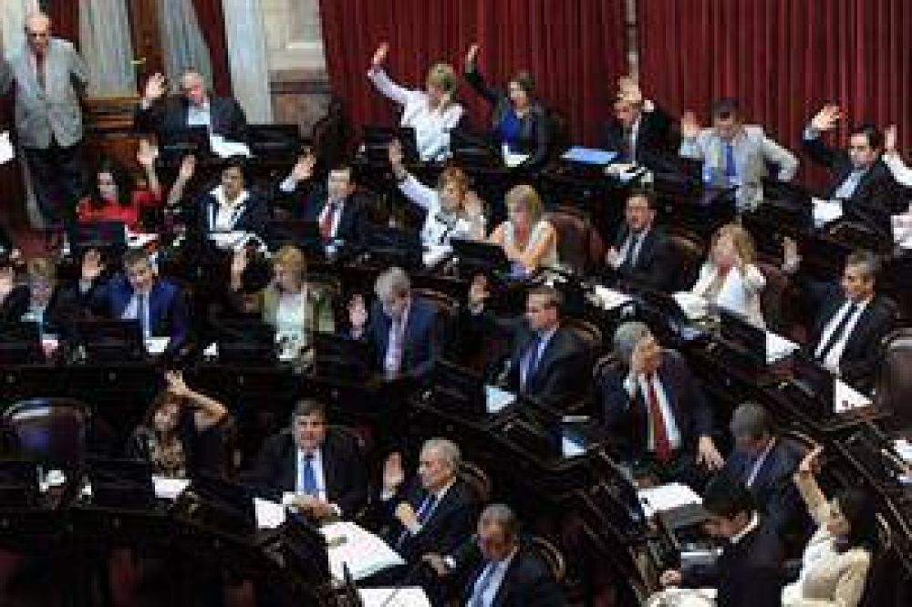 En soledad, los senadores kirchneristas aprobar�n hoy la nueva ley de inteligencia