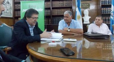 Dpec: acercamiento entre Gobierno y gremio